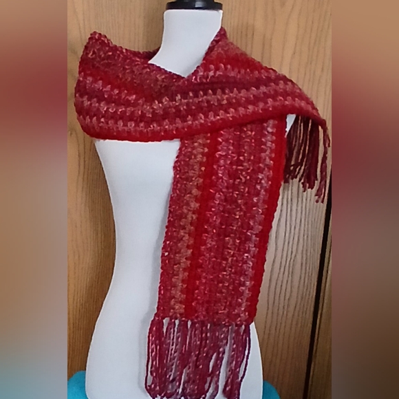 NEW Handcrafted Crocheted Scarf - Picture 1 of 4